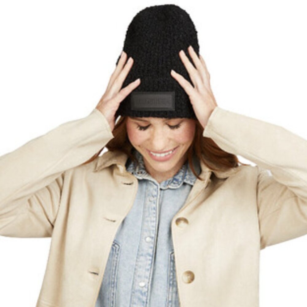 ❣️2/$36 NWT Hunter Tonal Patch Beanie OS Black Retail Price $58.00